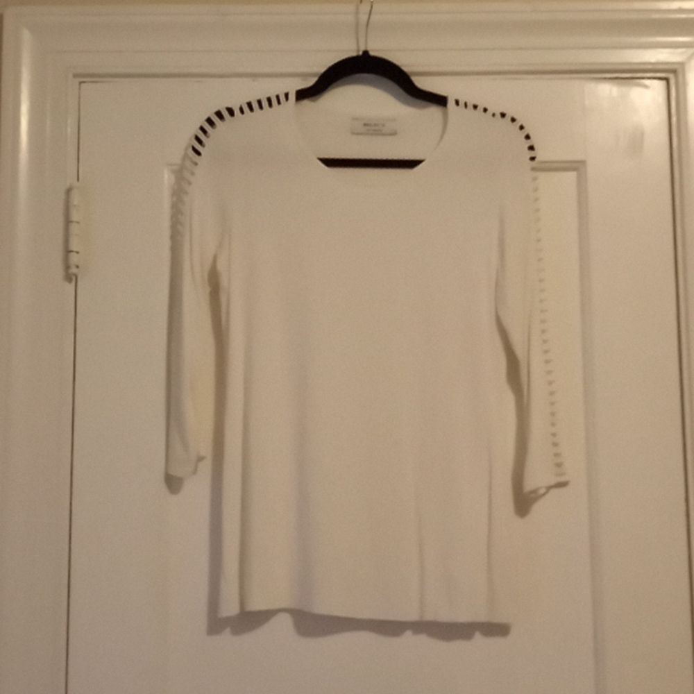 ***SOLD!!!*** Baily 44 open ladder shoulder/sleeves